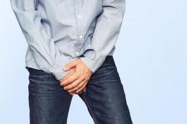 Lubricando a un hombre cuando está emocionado